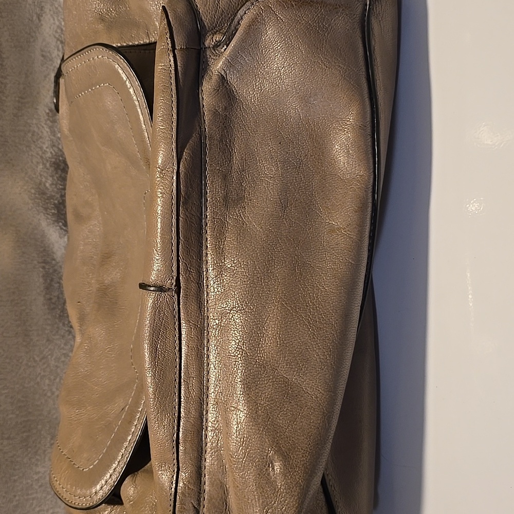 Coach Gray Leather Shoulder Bag with Chain Detail - Picture 6 of 11